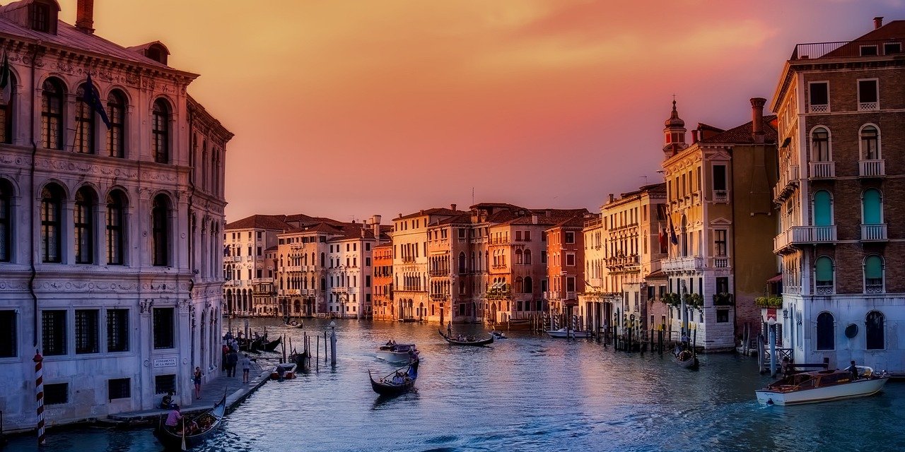 Venedik'te turistlik girişler artık ücretli: Uzmanlara göre hem faydalı hem dezavantajlı bir uygulama