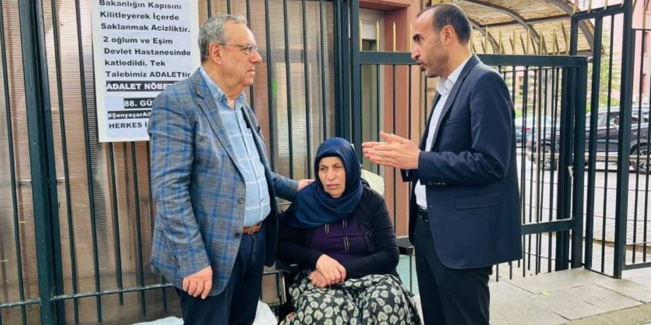 Emine Şenyaşar Adalet Bakanlığı'nın önünden seslendi: Ailemi öldürenler dışarıda, oğlum hücrede