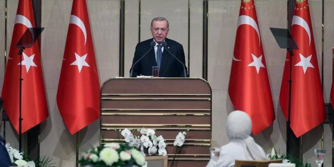 Erdoğan: Muhalefet ve bazı marjinal yapılar Taksim tartışmalarıyla 1 Mayıs'a gölge düşürmeye çalışıyor
