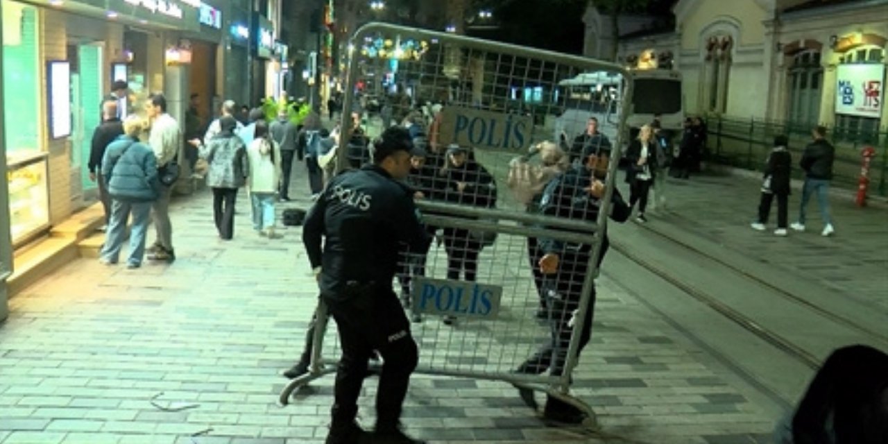 Taksim Meydanı ve İstiklal Caddesi araç ve yaya trafiğine açıldı