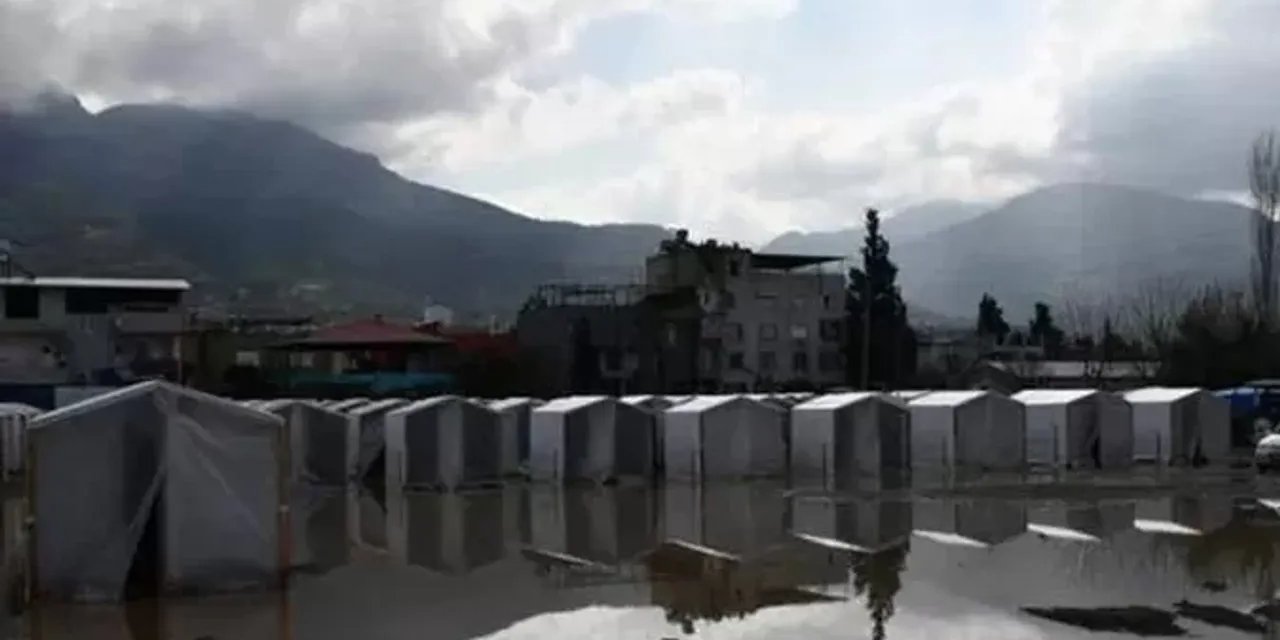 Depremin yaralarını saramayan Hatay için kuvvetli yağış uyarısı