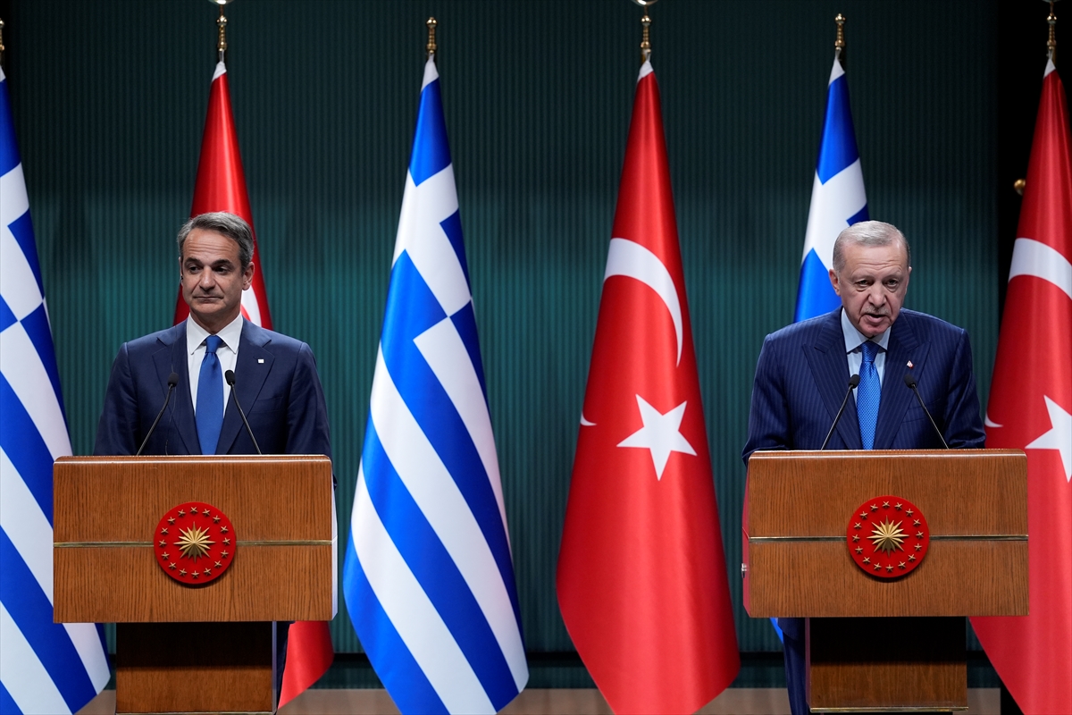 Erdoğan ve Miçotakis'ten ortak basın toplantısı