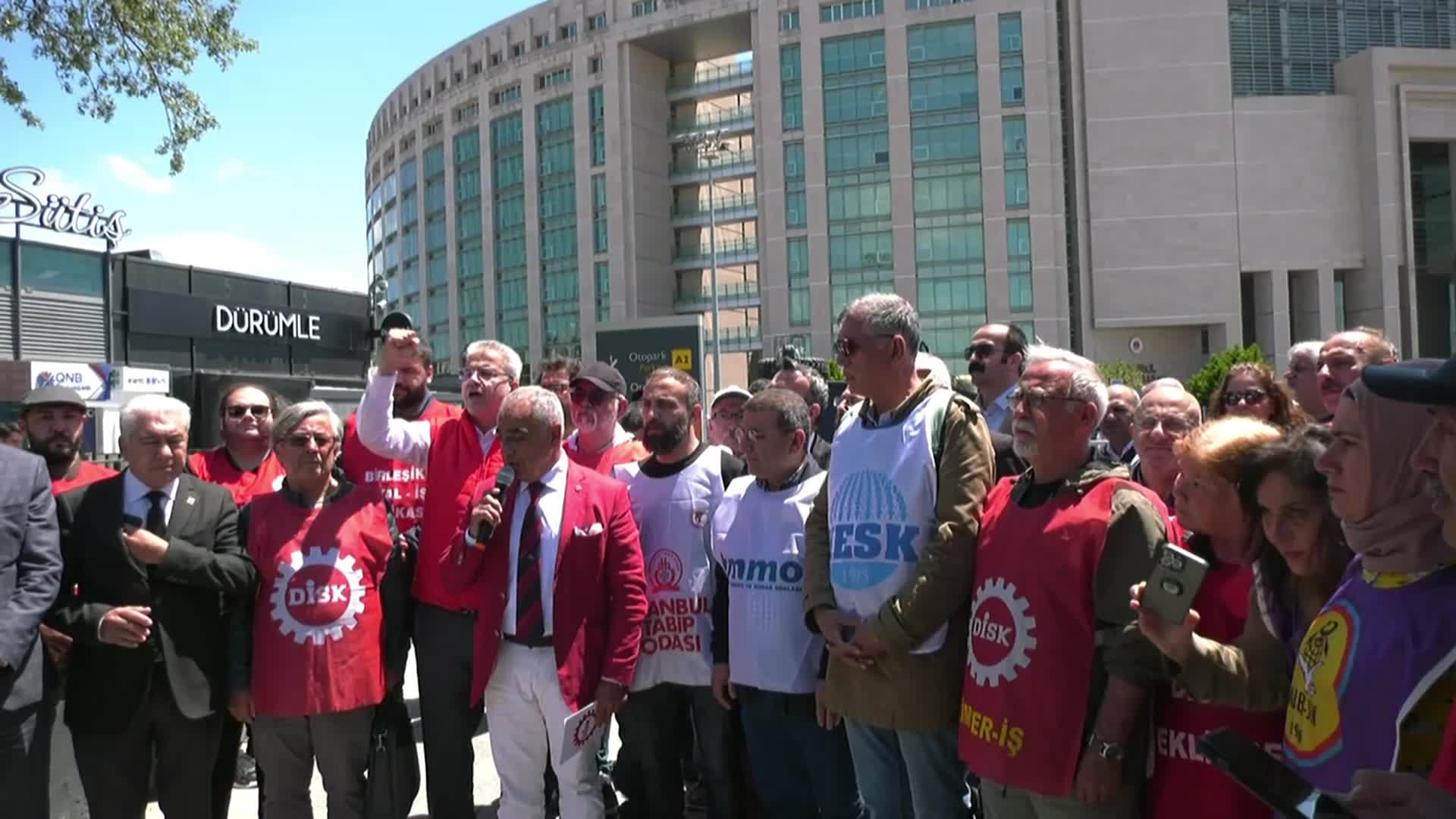 1 Mayıs'ta Taksim yasağına suç duyurusu