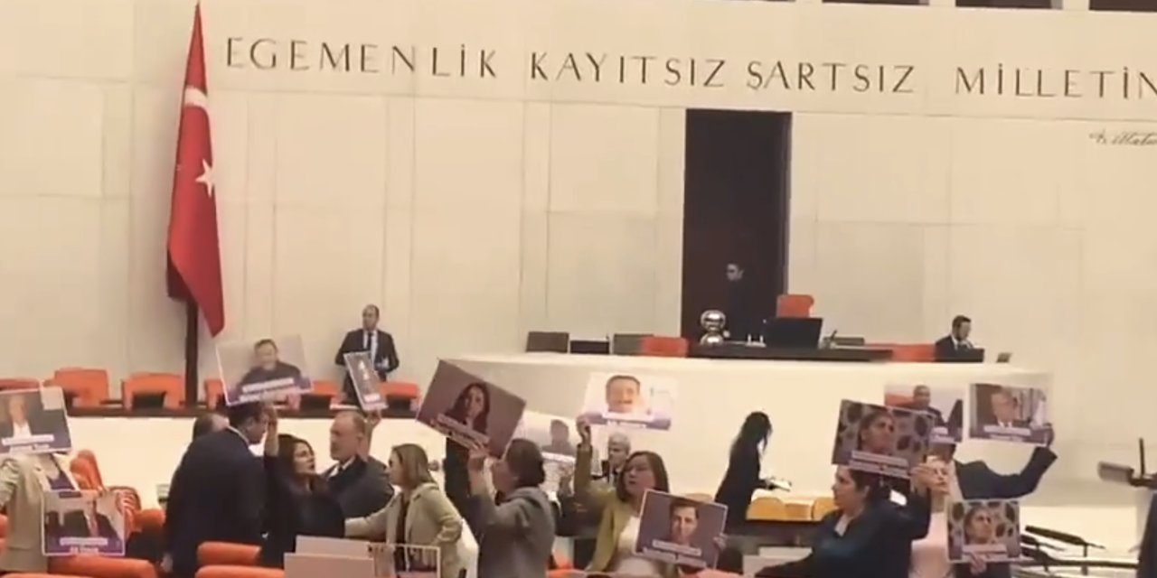 Kobane davası kararları Meclis'te protesto edildi