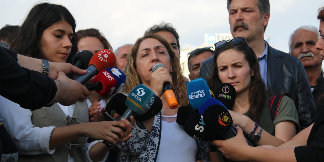 Kobane davası kararları Diyarbakır'da protesto edildi