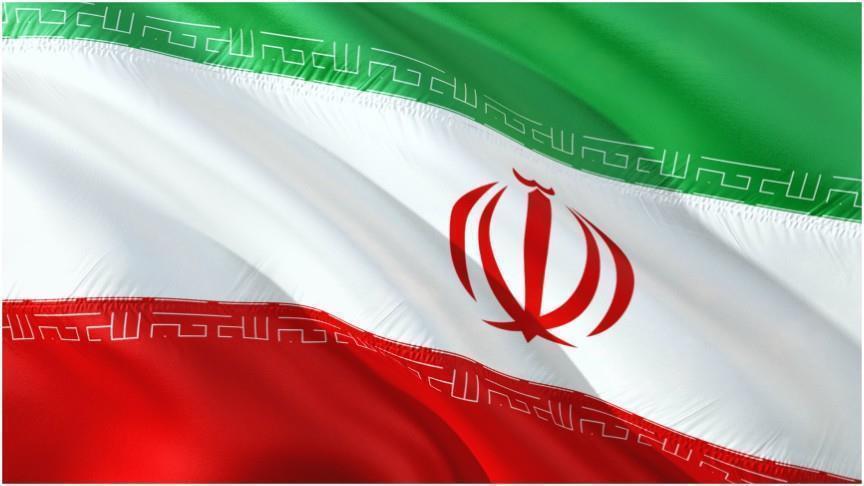 İran yeni Cumhurbaşkanı'nı seçmek için sandığa gidiyor