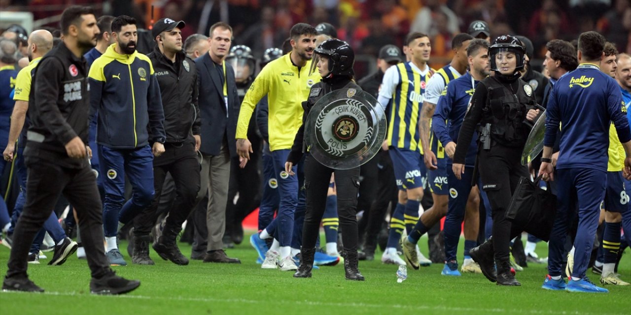 Fenerbahçeli 2 futbolcu ifadeye çağrıldı