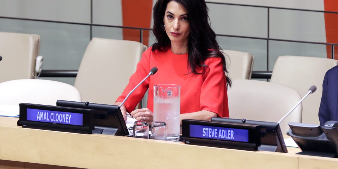 Netahyahu'nun tutuklanması için tavsiye veren heyette Amal Clooney de var