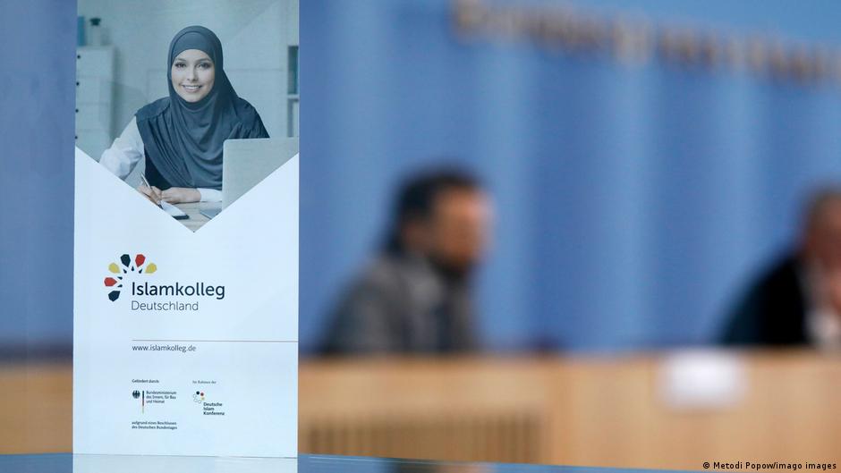 Almanya'da devlet destekli imam eğitimi başladı