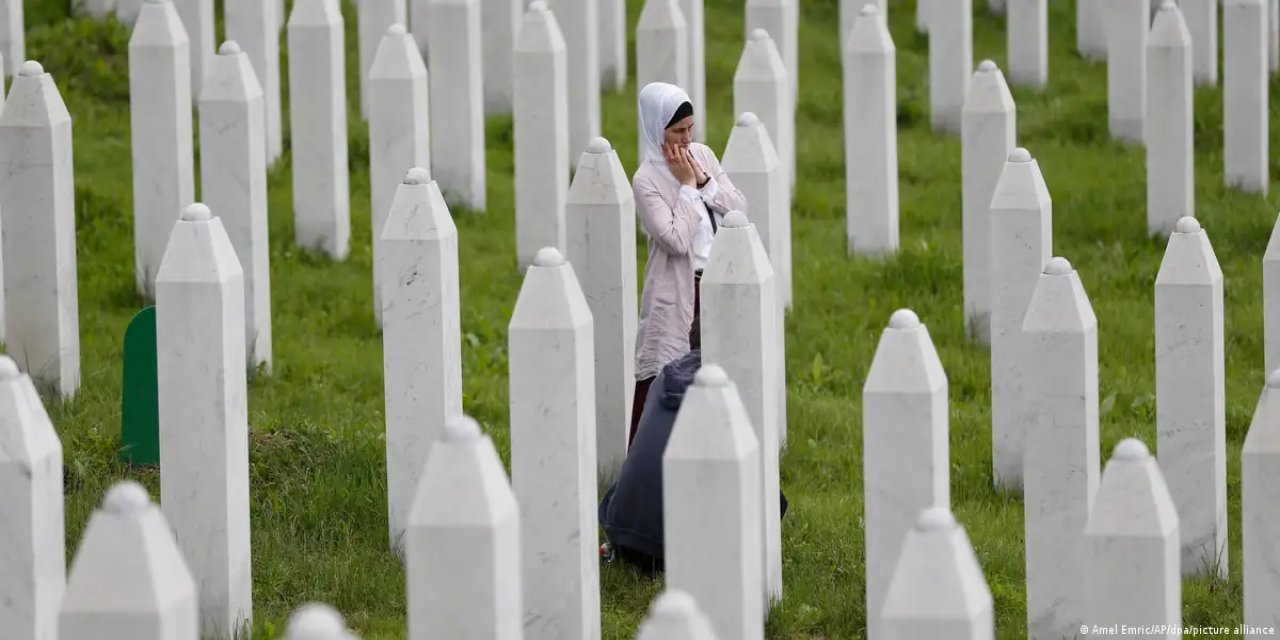 11 Temmuz "Srebrenitsa Soykırımını Anma Günü" ilan edildi