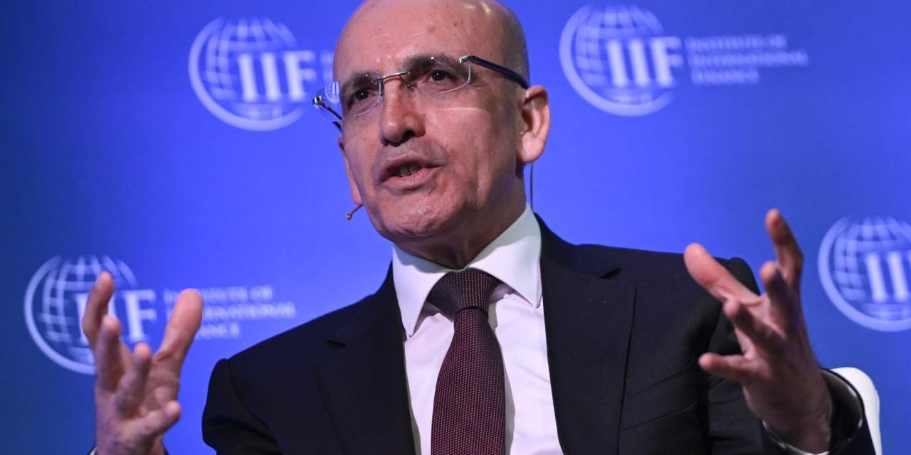 Mehmet Şimşek: 'Açık veya örtülü bir kur hedefimiz yok'