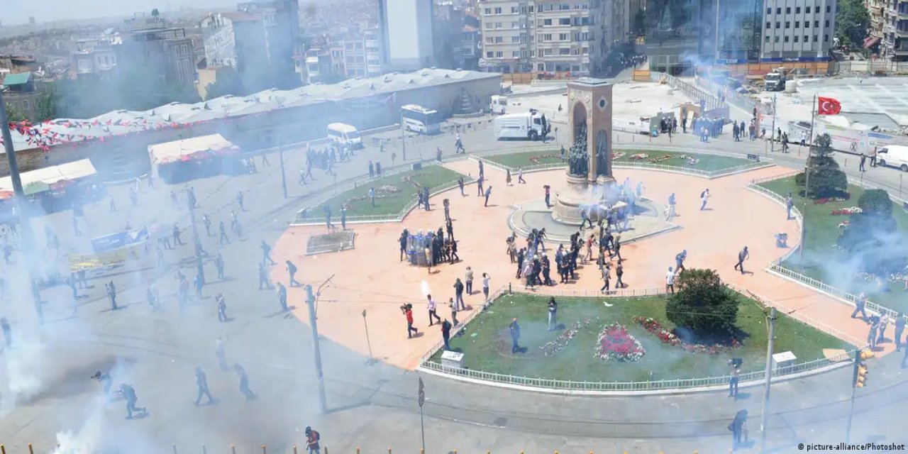 Gezi'den sonra: Taksim Meydanı "arafta" kaldı