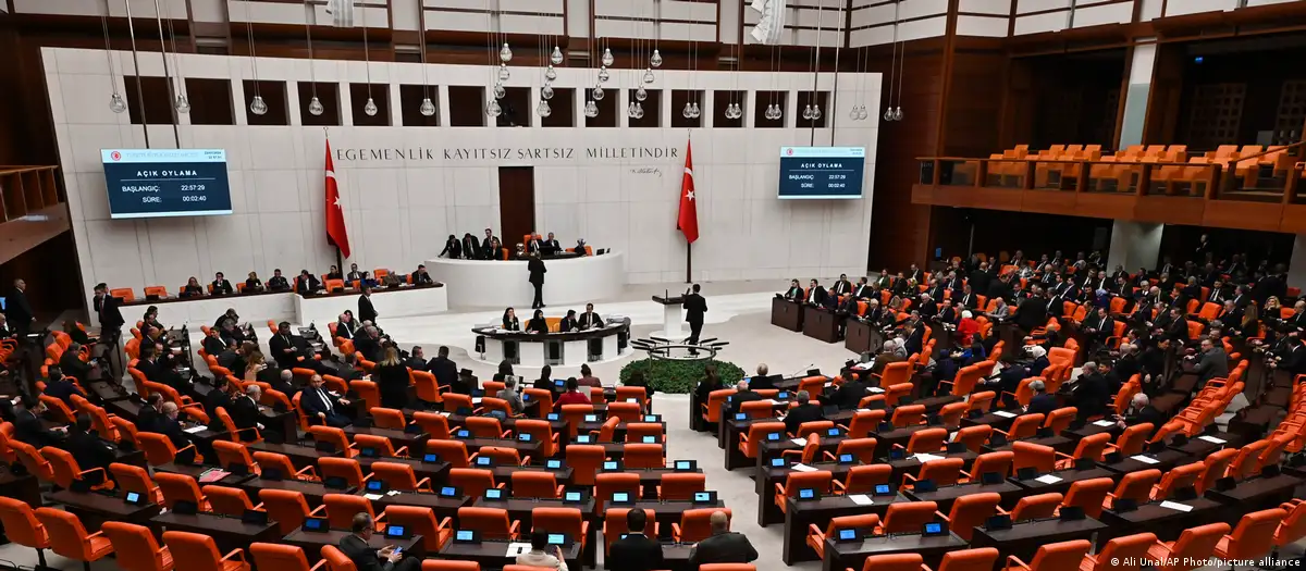 Ankara'da "kayyum politikasına dönüş" endişesi