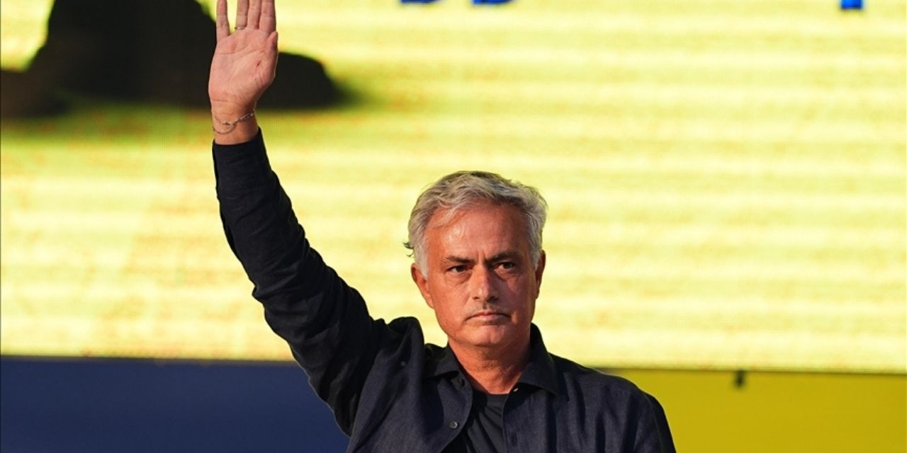 Fenerbahçe Mourinho'nun maliyetini açıkladı