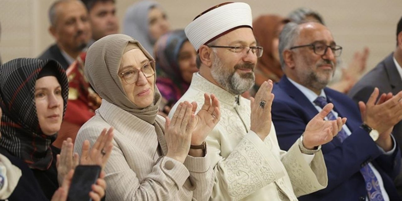 Diyanet'ten VIP umre turu iddiası