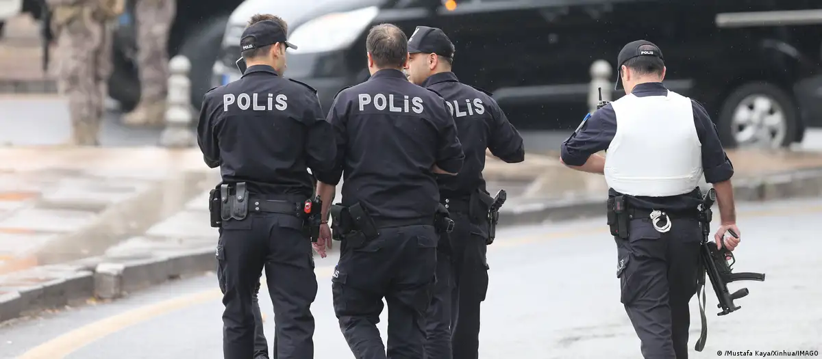 İçişleri polisin görüntüsünün alınması yasağında ısrarcı