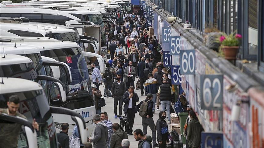 Otogar esnafı: Fiyatlar pahalı değil, paramızın değeri düşük