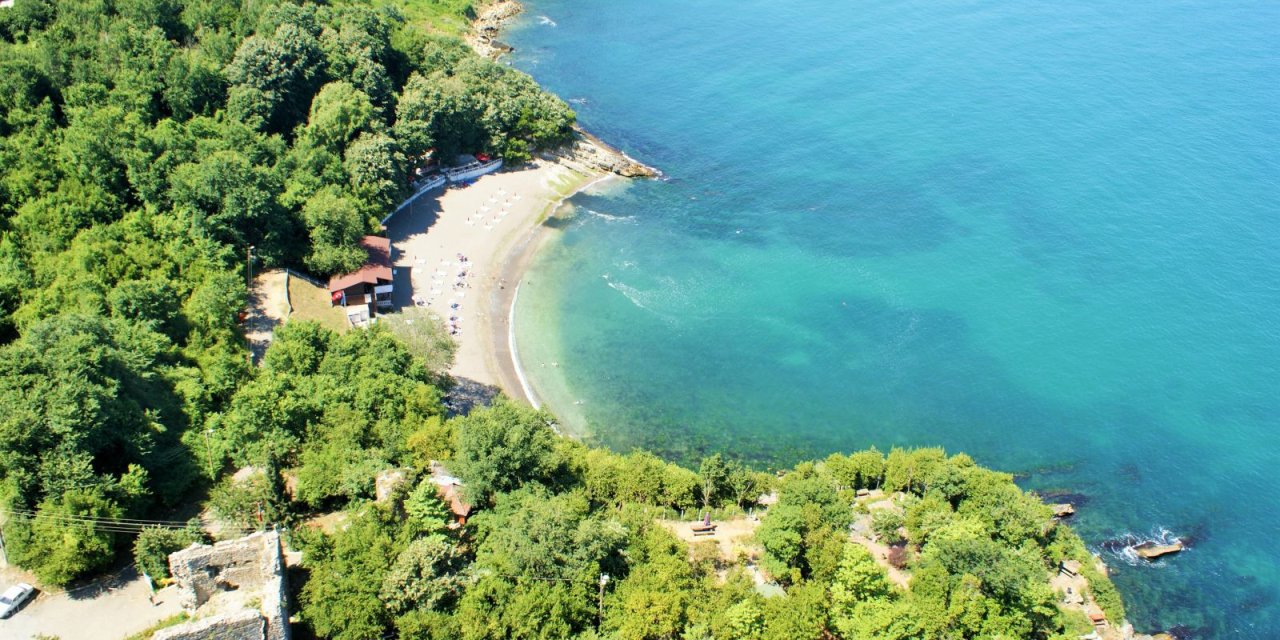 Çeşme, Alaçatı kadar ünlü olmayan en ucuz tatil cennetleri. İstanbul'a çok yakınlar