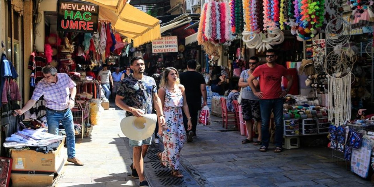 Tarihi Kemeraltı Çarşısı esnafı: Son 25 yılın en kötü bayramı