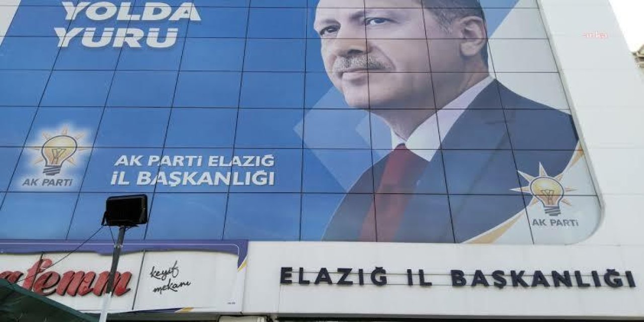 AKP'de ilçe başkanı gençlik kolları başkanını dövdü