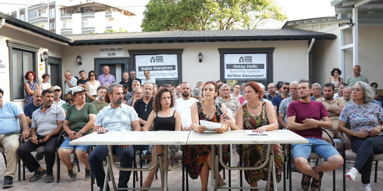 Hatay'da depremden etkilenen yurttaşlar, Barınma Hakkı Platformu'nu kurdu