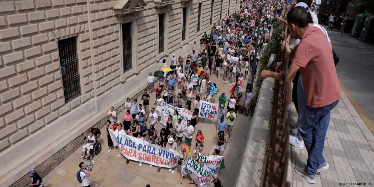 İspanya: Malaga ve Cadiz'de turizm protestosu