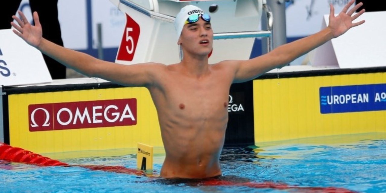 Milli yüzücü Kuzey Tunçelli, rekorlar kırarak şampiyon oldu