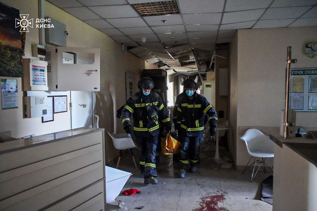 Rusya, Kiev'de çocuk hastanesi vurdu