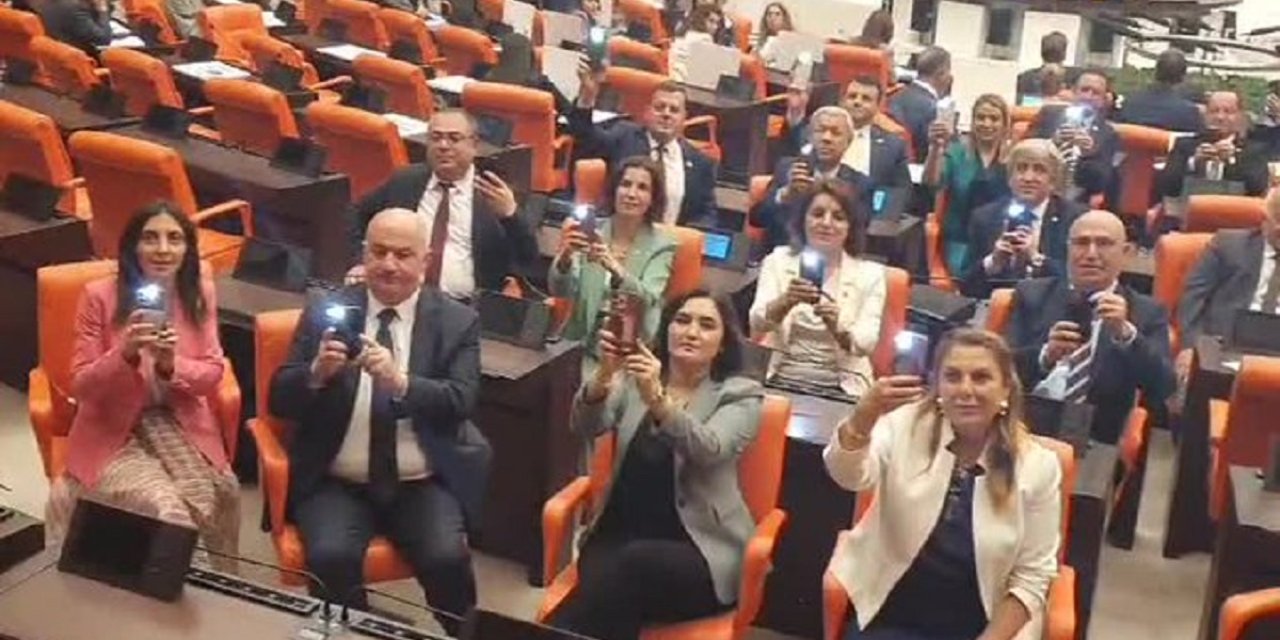 CHP'nin ışıkları açıp kapatma eylemine TBMM'den destek