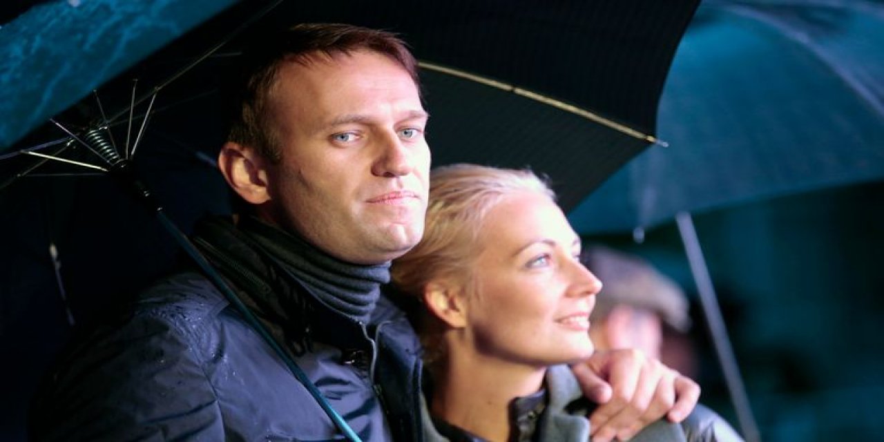 Cezaevinde ölen muhalif Navalny'nin eşi hakkında tutuklama kararı