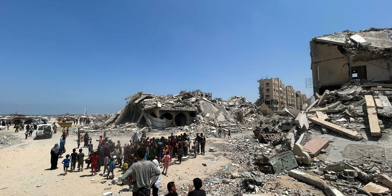 İsrail'den Mülteci Kampına hava saldırısı: 71 ölü, 300 yaralı