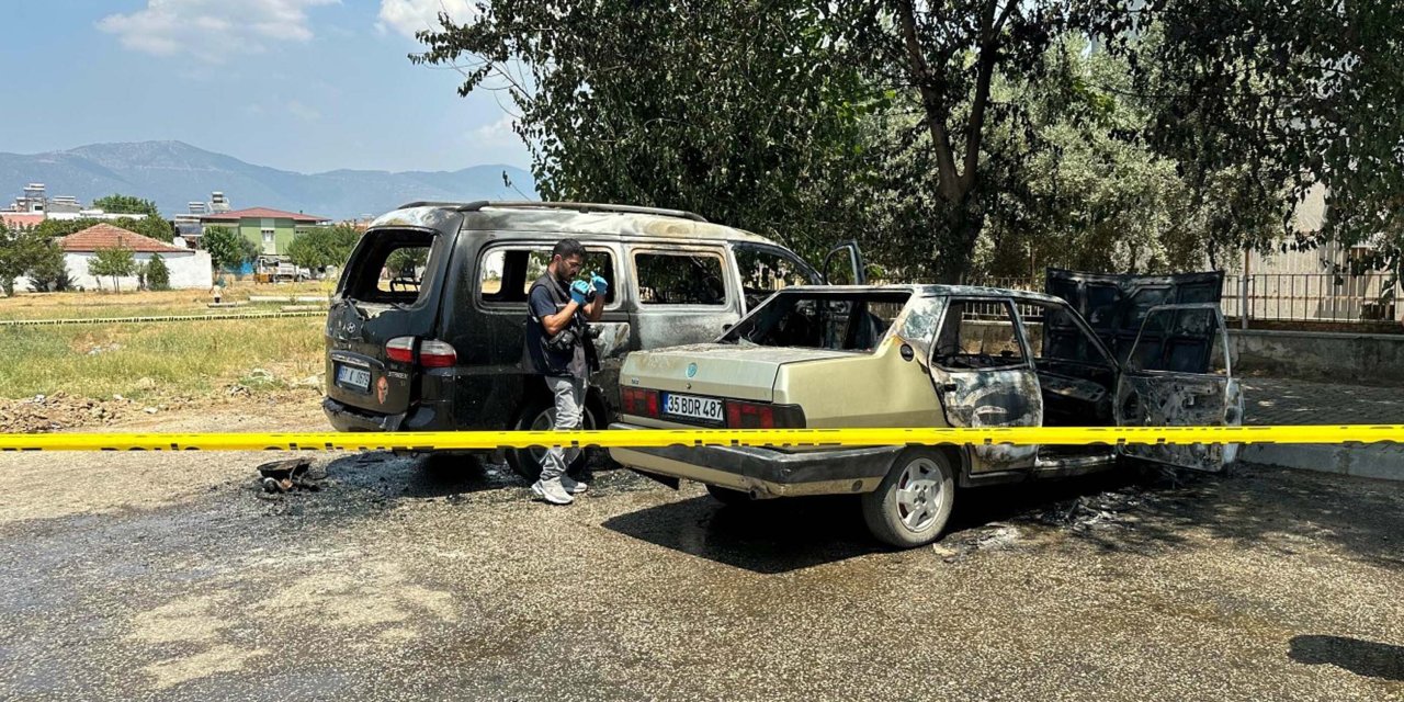 Otomobilde babasını bekleyen 4 yaşındaki çocuk, çıkan yangında öldü