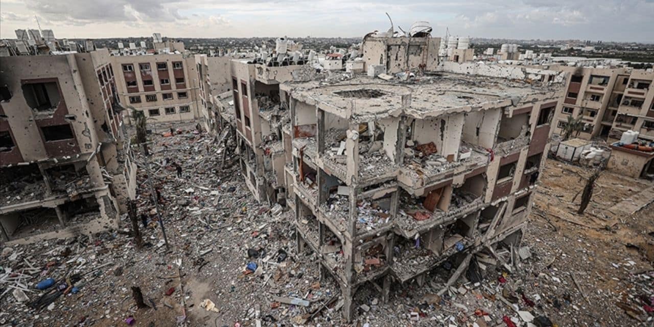 BM: İsrail saldırıları nedeniyle Gazze'de 40 milyon ton moloz oluştu