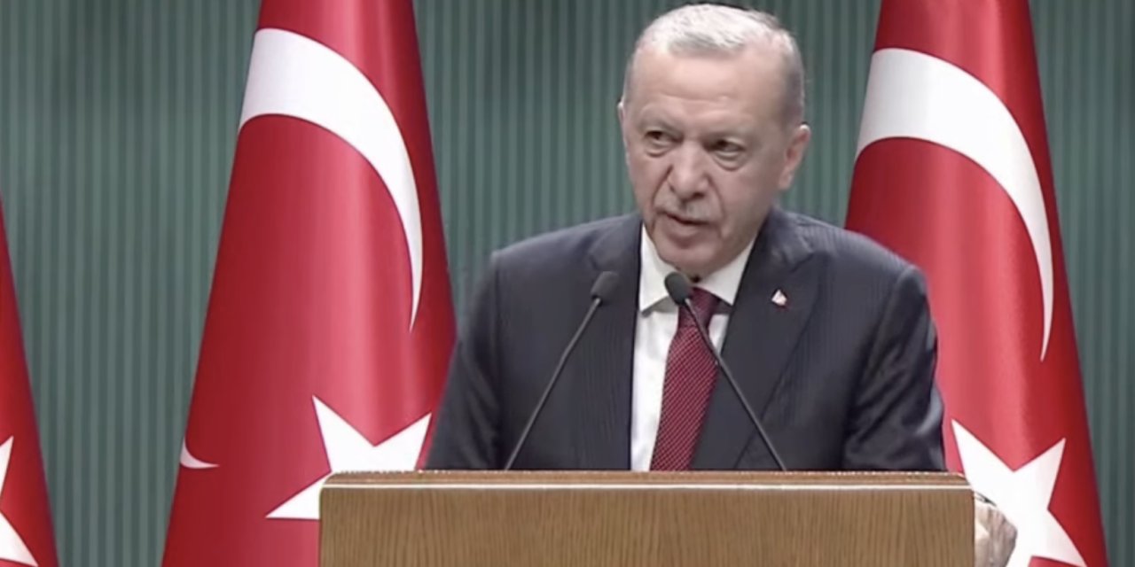 Erdoğan'dan deprem konutları açıklaması: 2025 senesi bitmeden önce...