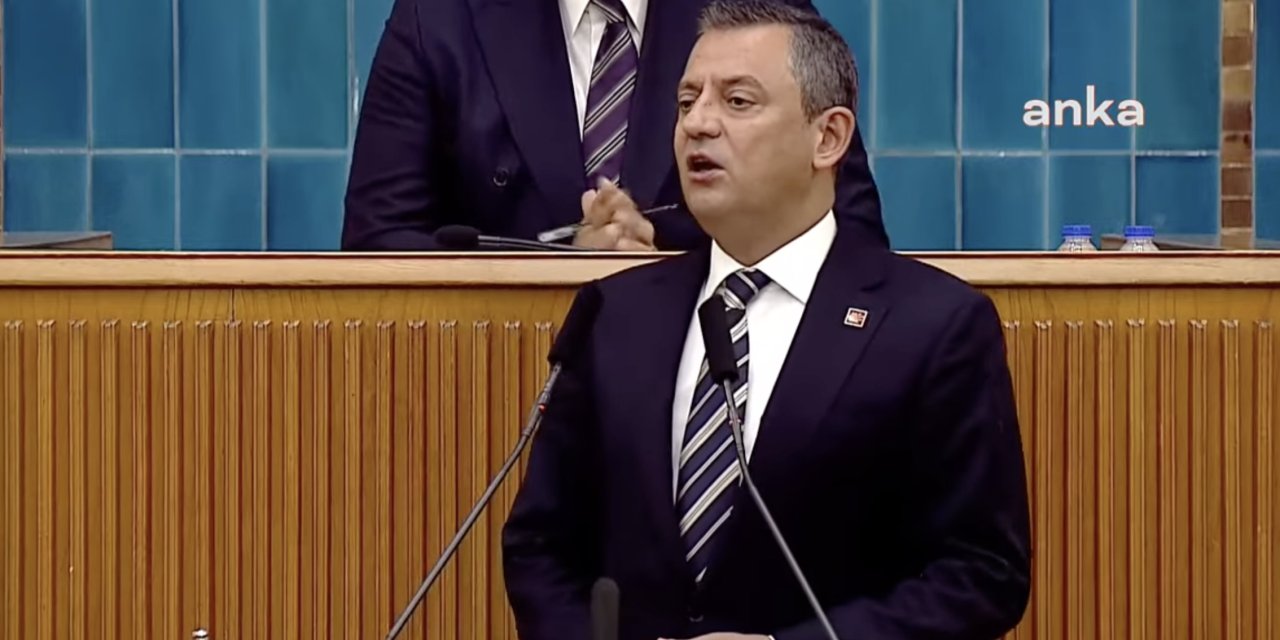 Özel'den MHP'ye: 'Tek fikri AKP'nin fikrini desteklemek olan bir grup'