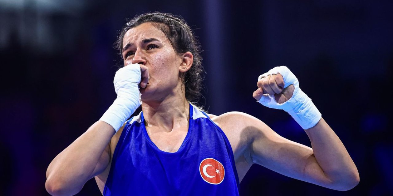 Milli boksör Hatice Akbaş, Paris 2024'te çeyrek finalde