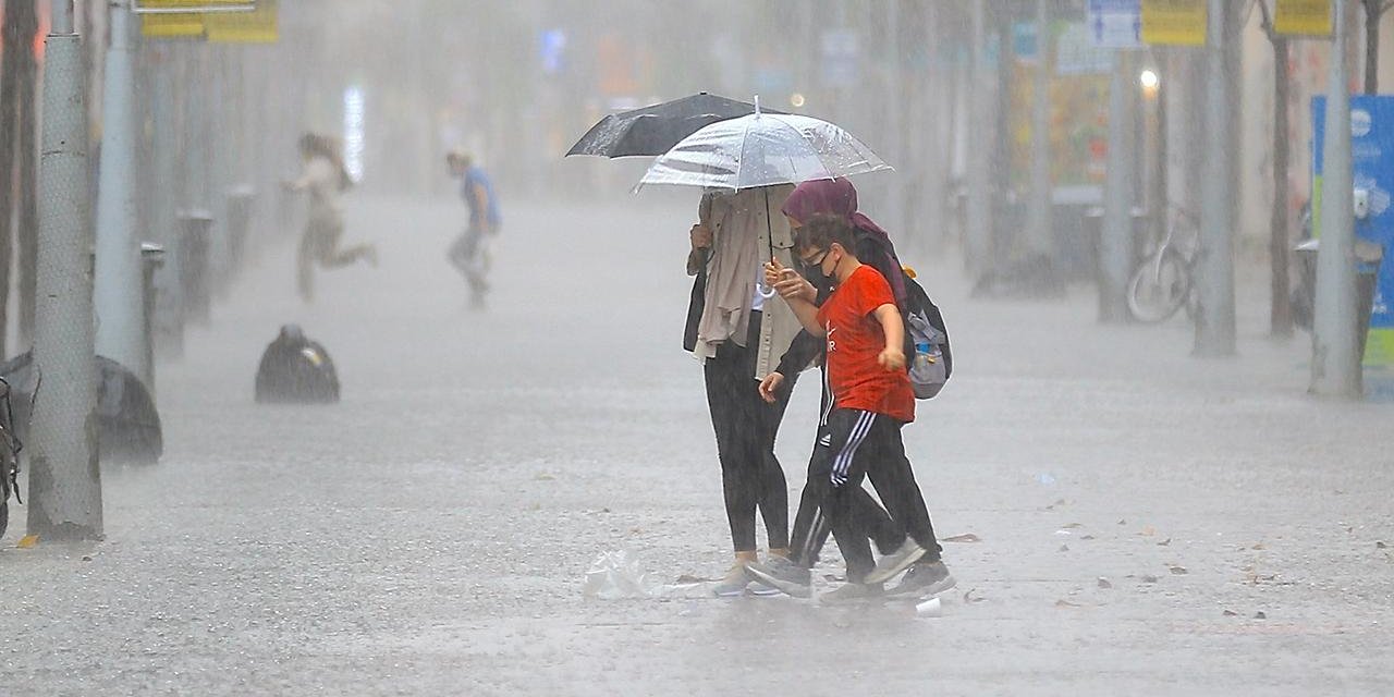 Meteoroloji Karadeniz için yağış uyarısı yaptı