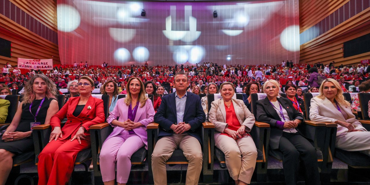 CHP Kadın Kolları Kurultayı'nda seçim | Asu Kaya mı Aylin Nazlıaka mı?