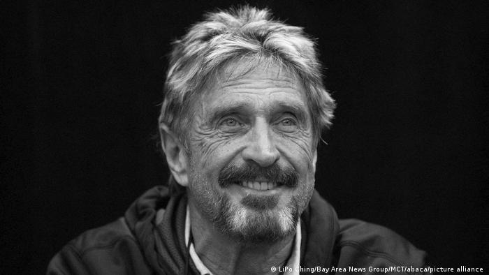 John McAfee cezaevinde ölü bulundu