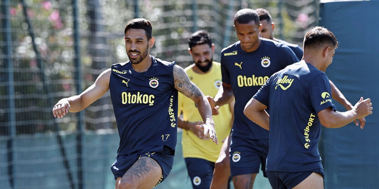 Süper Lig'de ilk düdük çalacak: Fenerbahçe lige evinde iyi başlıyor