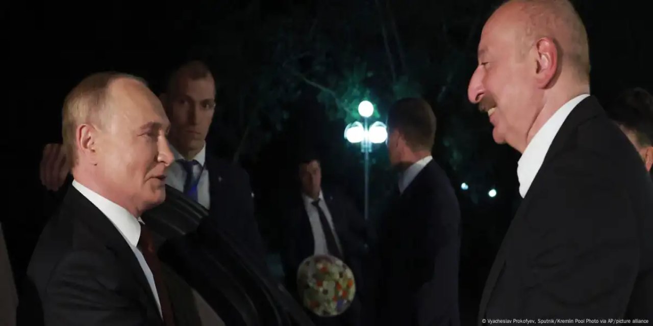 Putin ve Aliyev'den ilişkileri geliştirme mesajı