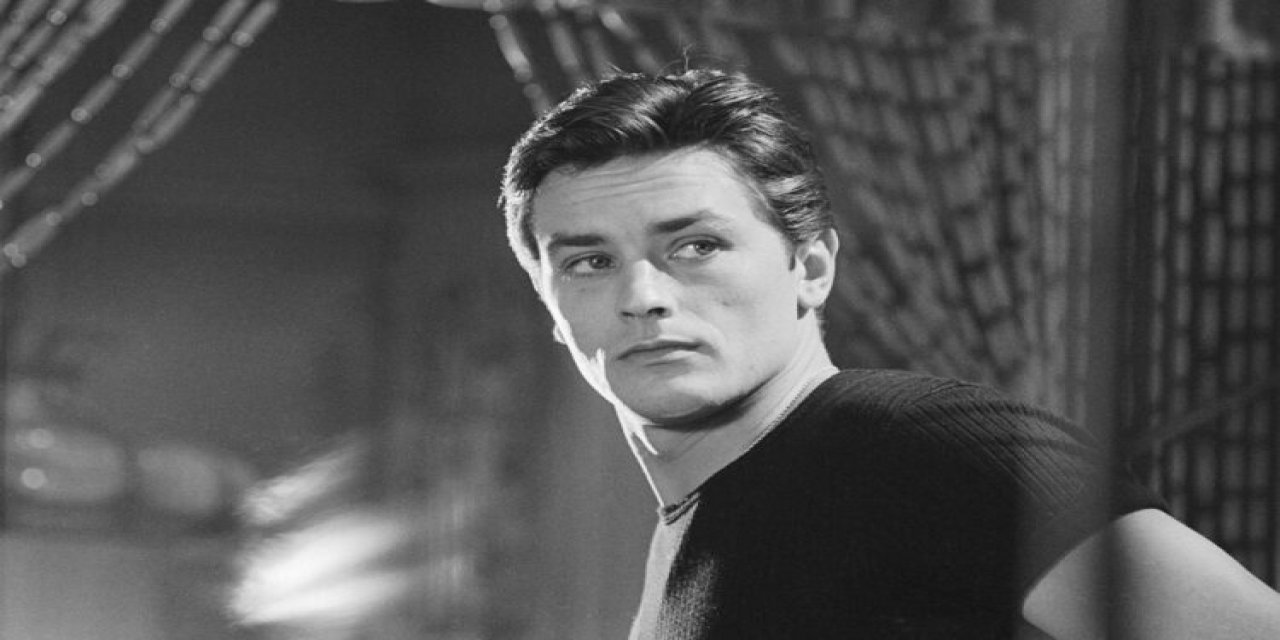 Alain Delon, malikânesinin bahçesine defnedilecek