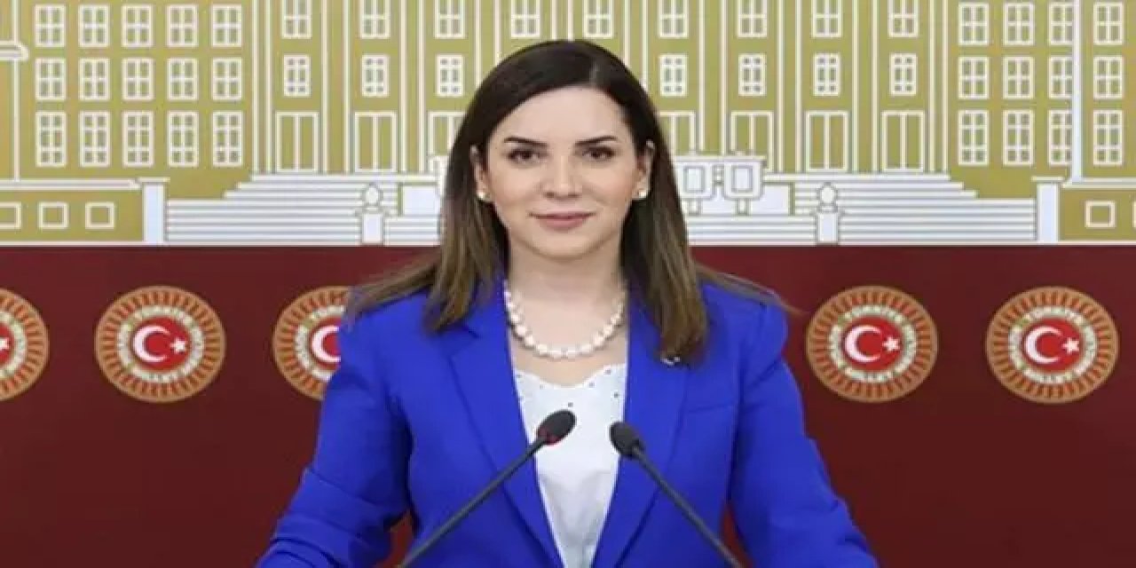 Arzu Erdem MHP'den istifa etti: 'Atatürk'ün ordudan istifa edip...'