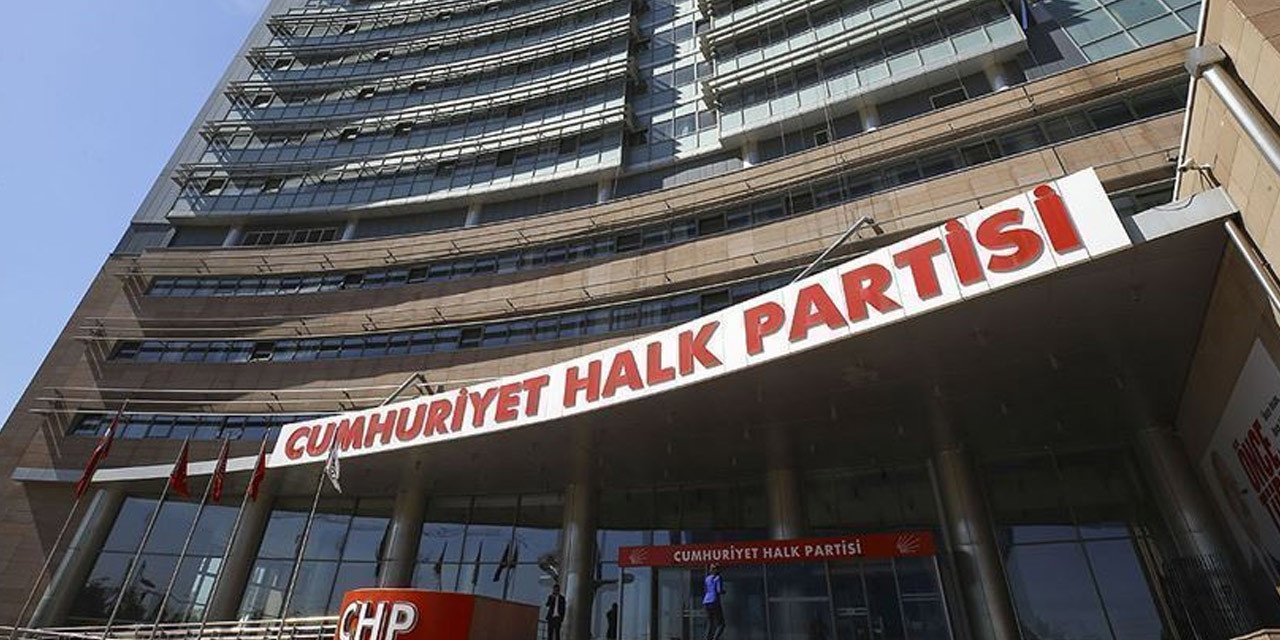 CHP'de Tüzük Komisyonu'nun hazırladığı metin oylanıyor