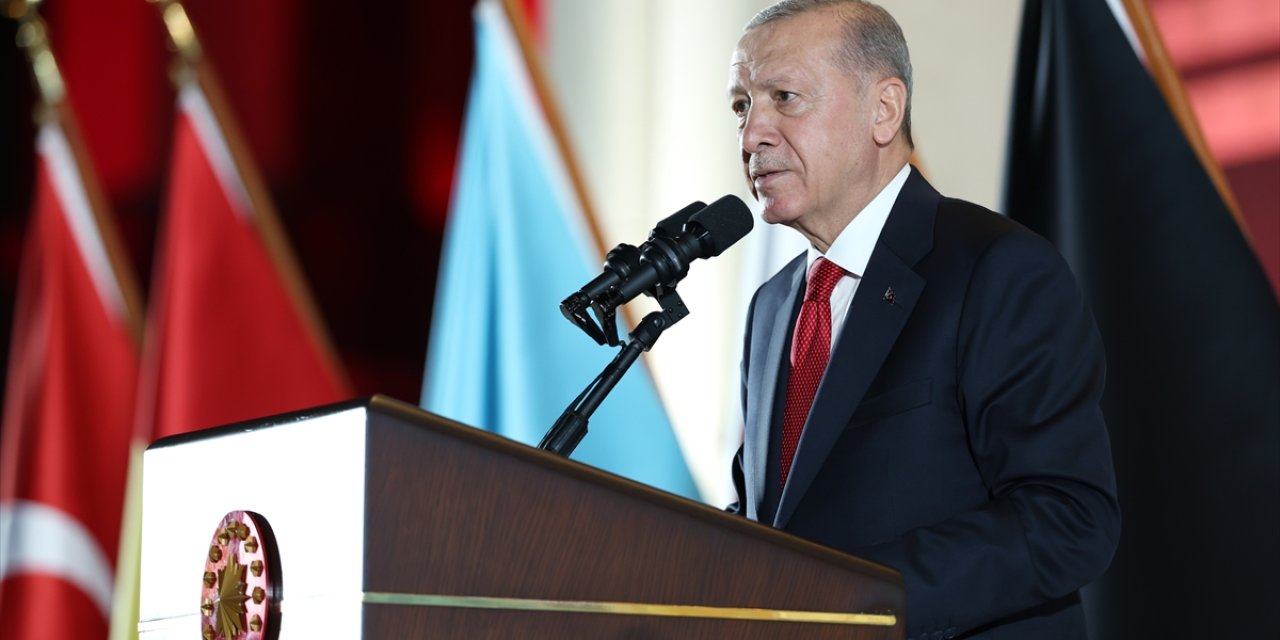 Erdoğan: Ülkemizi daha aydınlık geleceğe taşımak için çalışıyoruz