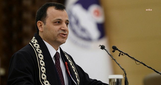 AYM Başkanı Arslan'dan  "güvenlik soruşturması" yorumu:  Özel hayata saygı hakkına müdahale