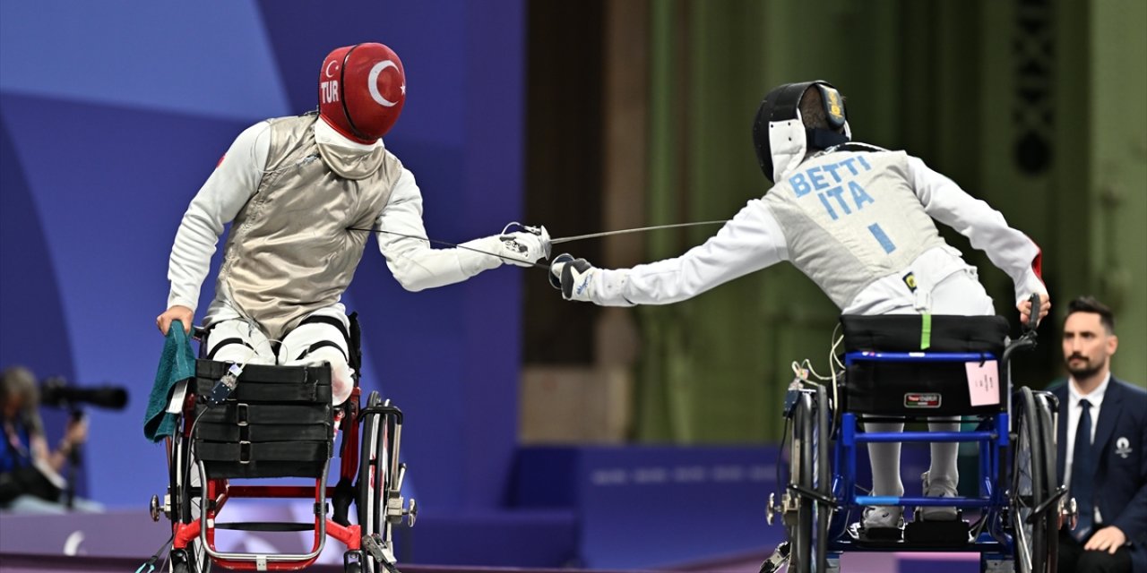 Tekerlekli sandalye eskrimde Hakan Akkaya, madalya şansını kaybetti