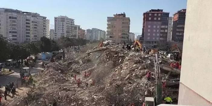151 kişinin öldüğü Palmiye Sitesi müteahhitinin 5 binası daha yıkılmış