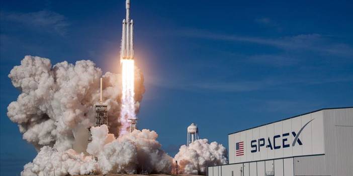 SpaceX, iki yıl içinde Mars'a 5 Starship roketi göndermeyi planlıyor