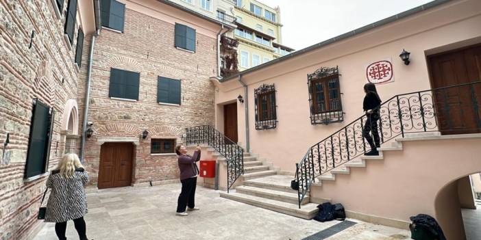 Vakıflar, Terra Santa Manastırı'nı Beyoğlu Belediyesi'nden aldı